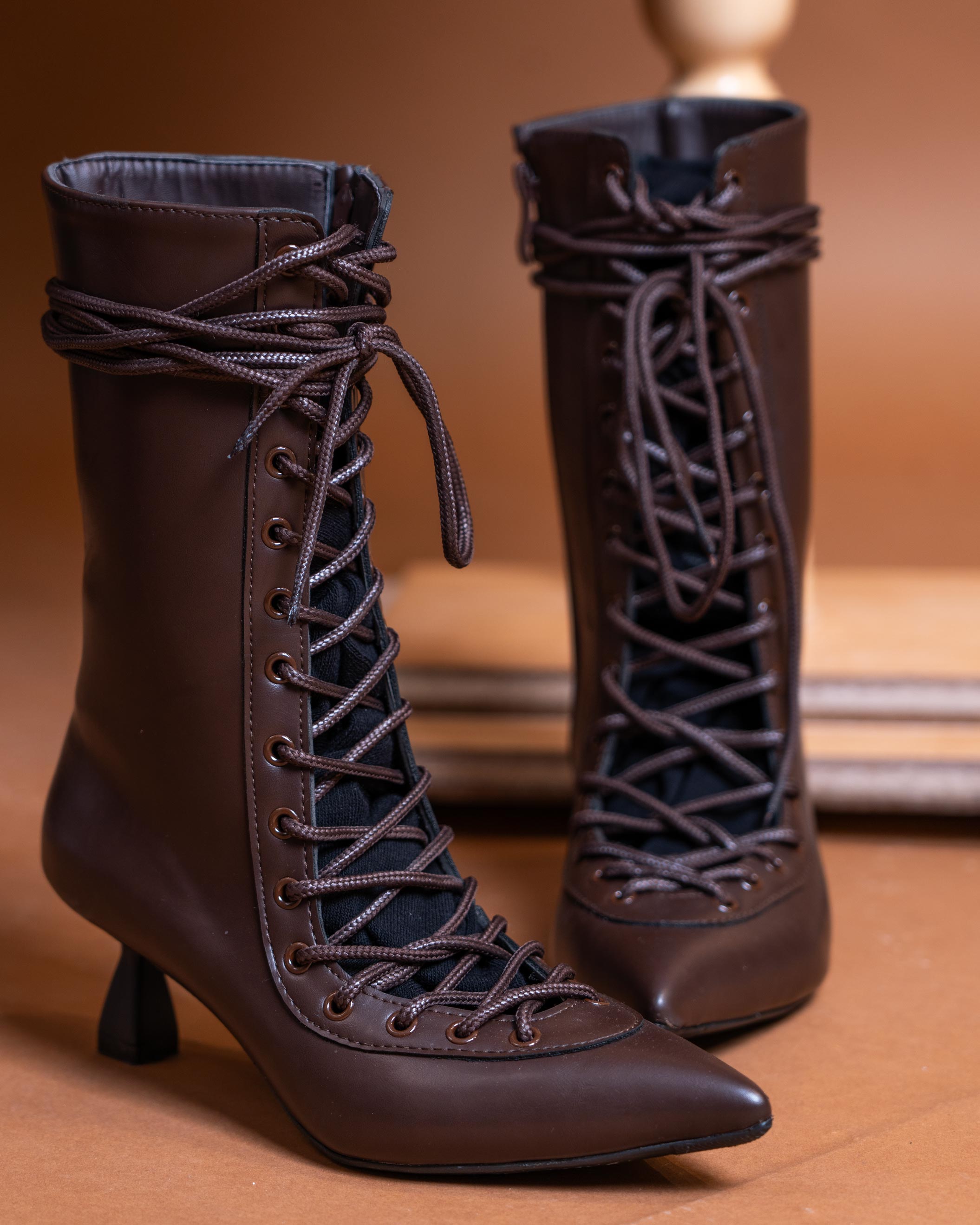 شکلات تلخ بند دار